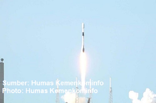 satelit internet pertama indonesia